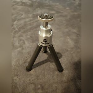 Targus Compact Tripod * Adjustable 5"-8" Tripod * Mini Tripod * Camera Tripod